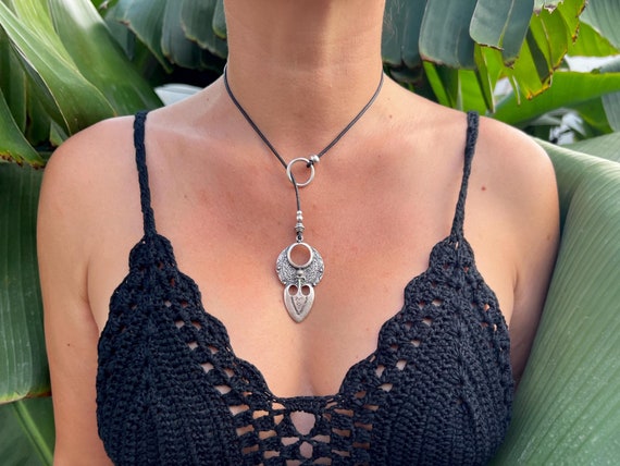 Bohemian Necklace, Y Necklace, Lariat Necklace, Leather Necklaces for Women, Circle Pendant Necklace, Boho Necklace, Leather Necklace