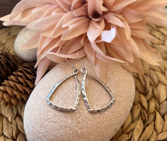 BOHO Jewelry, Boho Chic Fashion Jewelry, Boho Chic Earrings, Boho Earrings, Bohemian Jewelry, Bohemian Earrings, BOHO Silver Dangle Earrings