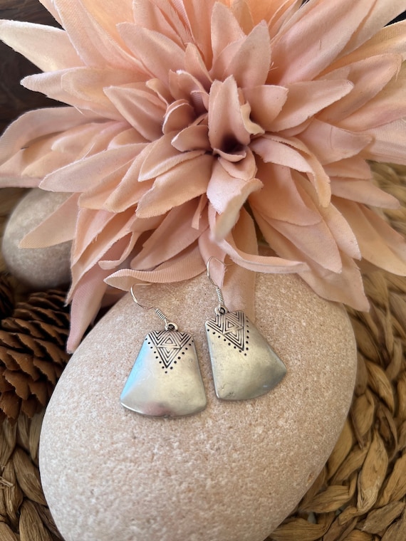 BOHO Jewelry, Boho Chic Fashion Jewelry, Boho Chic Earrings, Boho Earrings, Bohemian Jewelry, Bohemian Earrings, BOHO Silver Dangle Earrings
