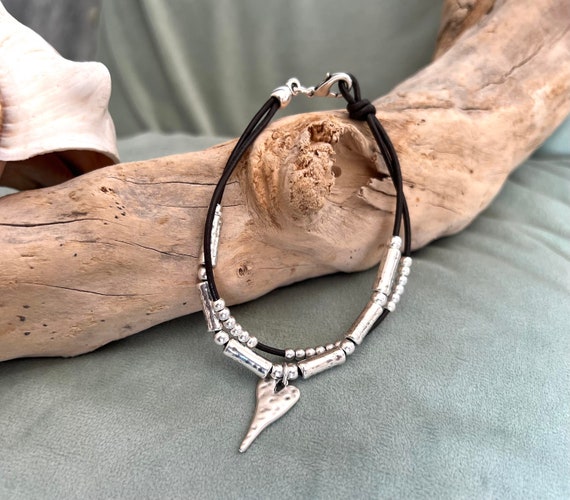 Boho Leather Anklet with Silver Hearts Pendants, Silver Hearts Boho Leather Anklet, Summer Jewelry for Beach Lovers, Handmade Jewelry