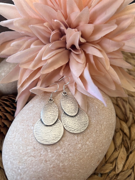 BOHO Jewelry, Boho Chic Fashion Jewelry, Boho Chic Earrings, Boho Earrings, Bohemian Jewelry, Bohemian Earrings, BOHO Silver Dangle Earrings
