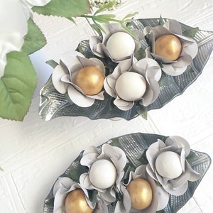 Silver Wedding Flowers Truffles Wrapper for Holding Chocolate