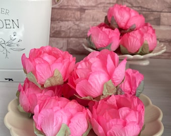 Hot Pink Roses Wrapper for Holding Chocolate Decorations