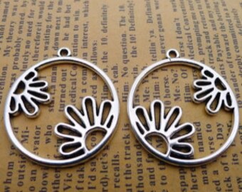 1 pc #12 Multi-color Sun Embellishment Oil Slick Sunshine Charms Filigree Hippy Love Jewelry Sun Pendant Charm Stainless Steel
