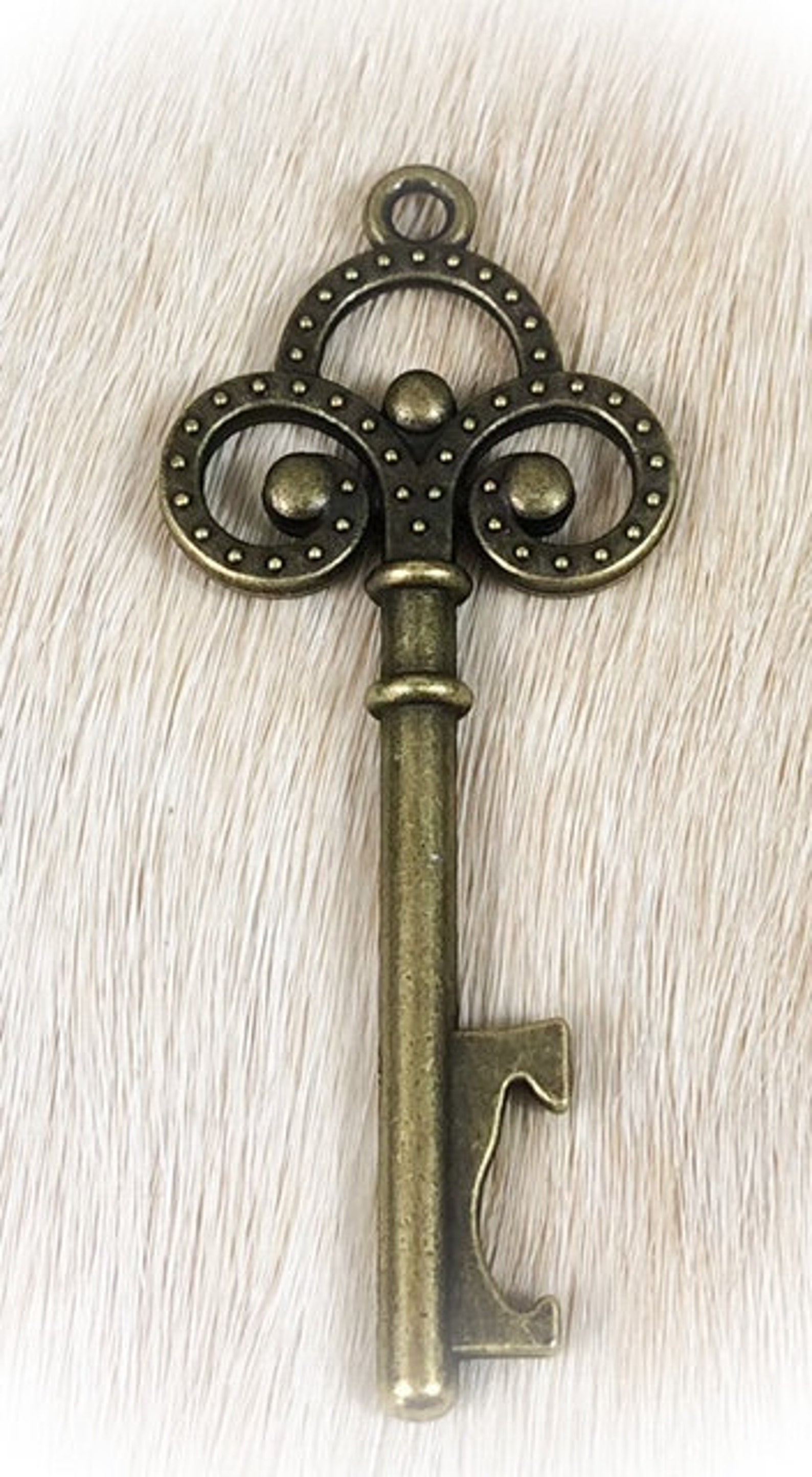 1 Pcs 65x28mm Antiqued Bronze Bronze Charm Bronze Key Etsy