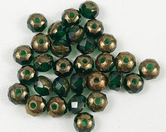Mother of Pearl Rough Shell Irregular Grass Green Green 44 pcs 7x10mm Rustic Nugget Beads Shell Natural Shell