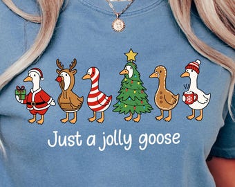 Maglietta Just a Jolly Goose Comfort Colors®, maglietta natalizia, maglietta natalizia Jolly Goose, maglietta divertente di Babbo Natale, maglietta divertente di Babbo Natale, regalo di Natale a forma di anatra