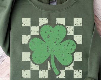 Camicia oversize vintage Y2K, Comfort Colors®, camicia retrò di San Patrizio, camicia con trifoglio, camicia retrò portafortuna, camicia vintage di San Patrizio