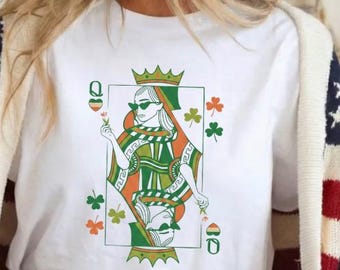 Maglietta Comfort Colors, maglietta Queen, San Patrizio, maglietta Hearts, camicie Shamrock, San Patrizio, carte da gioco, maglietta Hearts Queen