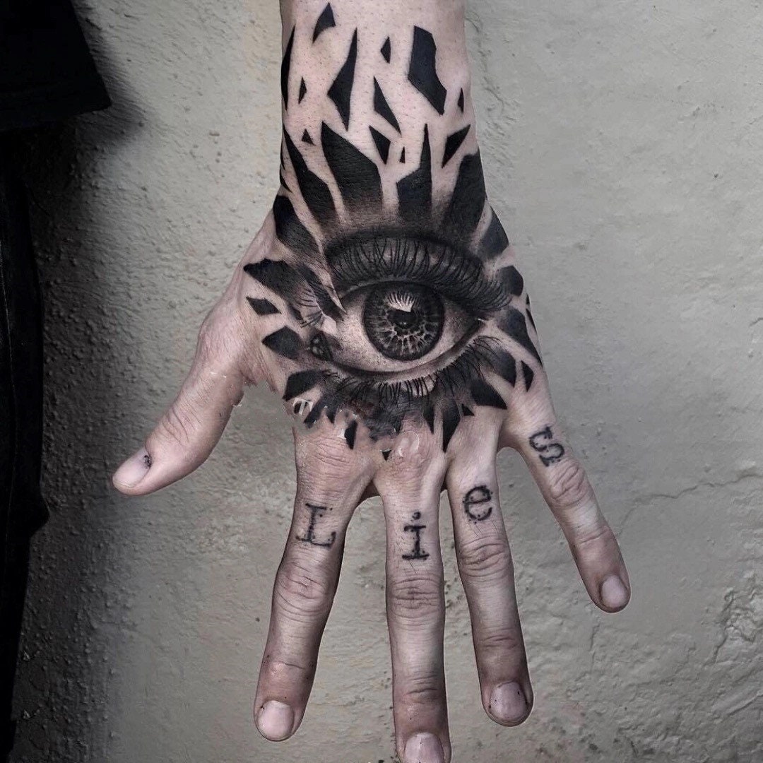 20 Striking Stunning  Realistic Eye Tattoos  Tattoodo