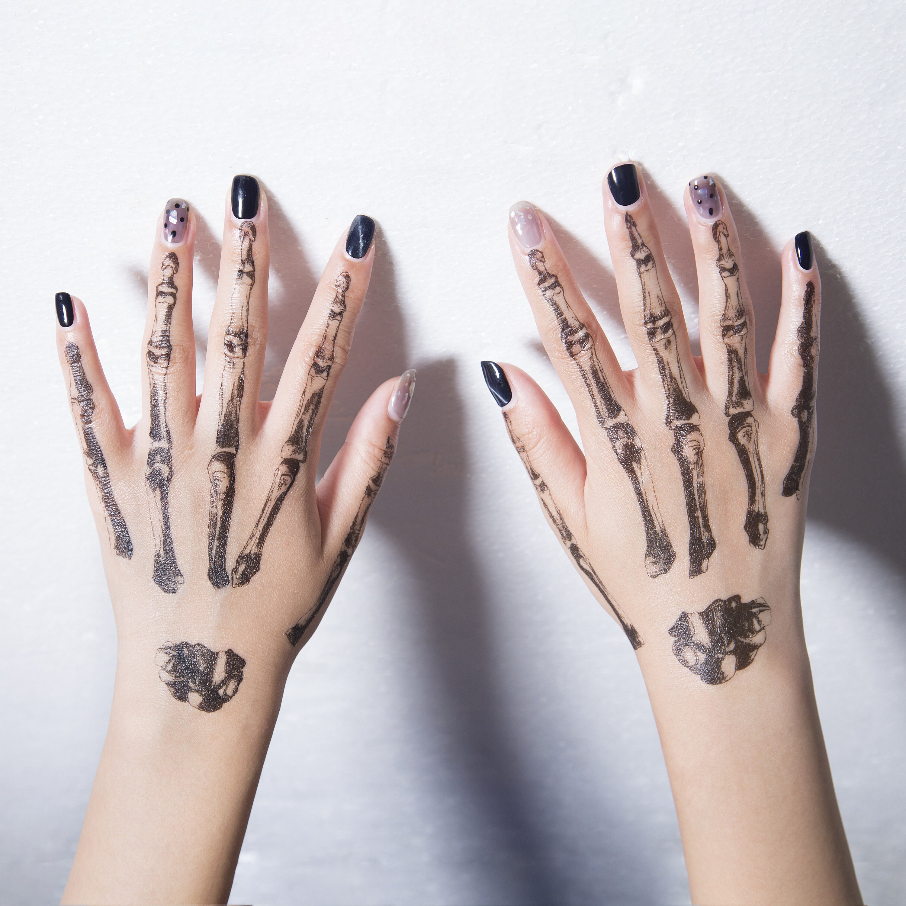 Update 74 simple skeleton hand tattoo best  thtantai2