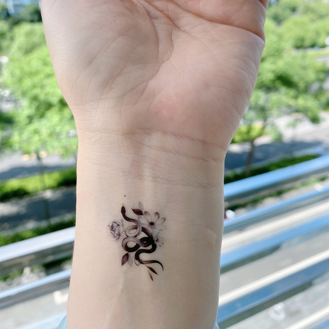 2 temporary rose tattoos / small rose temporary tattoos / Etsy