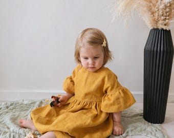 Vestido de lino para bebé, vestido hecho a mano para niña pequeña, vestido minimalista para niñas, conjunto de lino natural, ropa bohemia para niños, vestido con mangas de volantes