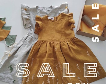 LISTO PARA ENVIAR (tamaño 5T)!!! Vestido de niñas de lino, vestido de bebé de lino lavado orgánico, vestido de niños pequeños de mostaza, pintado a mano de cabaña
