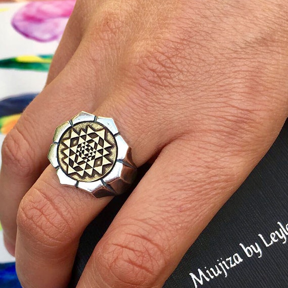Shree Yantra Ring In Pure Copper – Rudraksh Guru