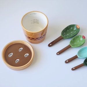 Ceramic Cactus Measuring Spoons and Cup Set-cute Cacti Measuring Spoons  With Holder Gift Set-green Cactus Kitchen Tool-cacti Baking Tool 