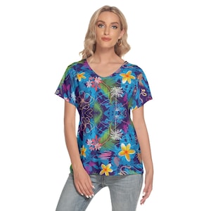 Women&#39;s V Neck Top Tshirt in a Hawaiian Blue Tropical Vibrant Design up to 2 XL