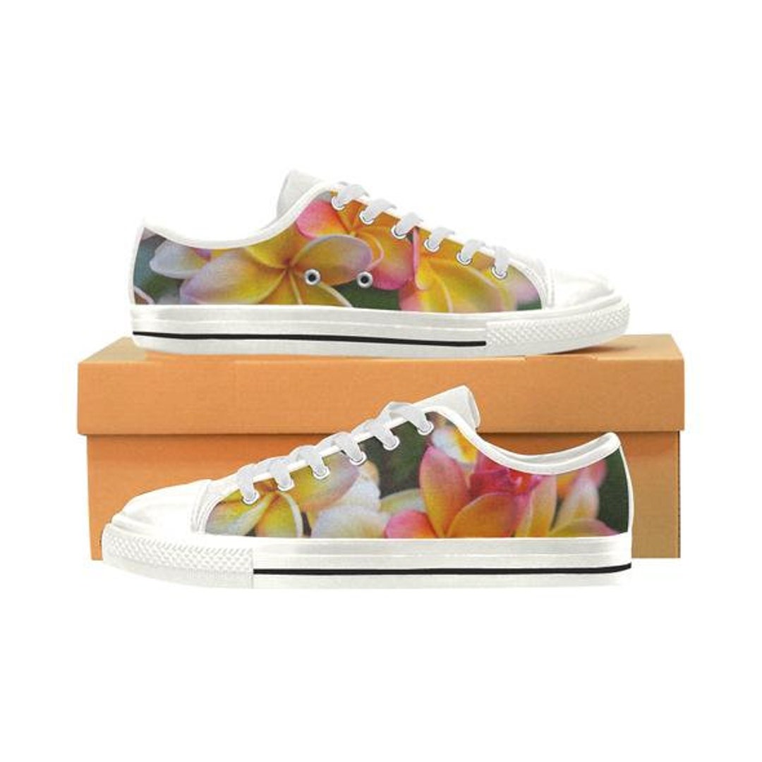 Christmas Leaves | Women's High Top Canvas Shoes main image 0