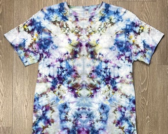 Scary Mary Ice Dye - Medium Ultra Cotton Gildan T-shirt