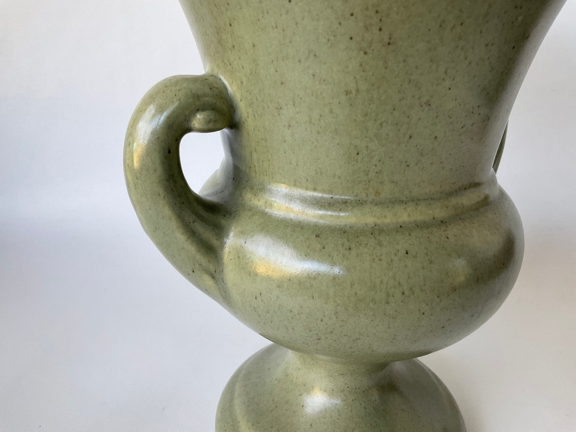 Vintage Royal Haeger Green Ceramic Double Handle Urn / Vase Etsy