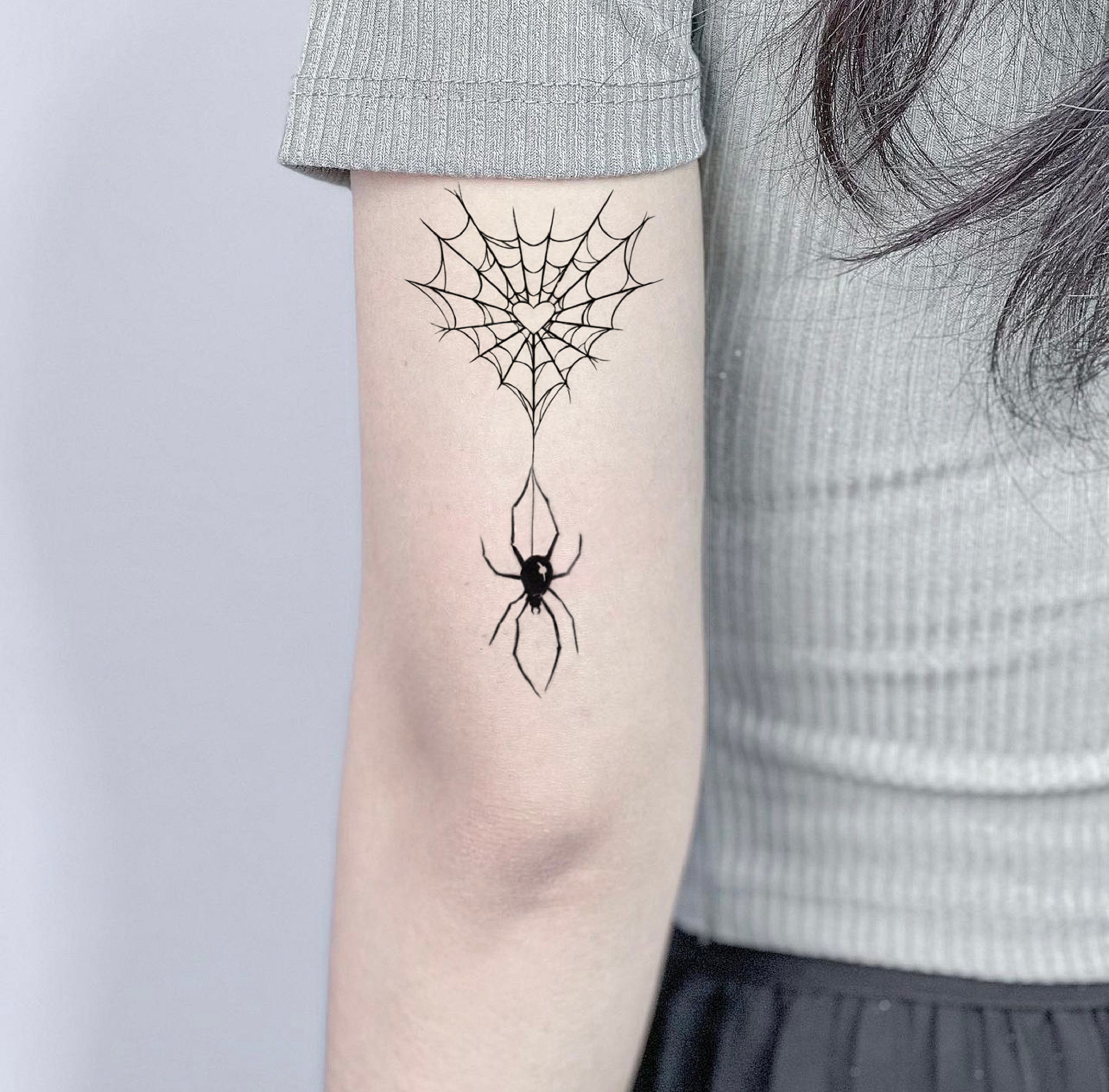 Spider Web Knee Tattoo  Knee tattoo Elbow tattoos Web tattoo