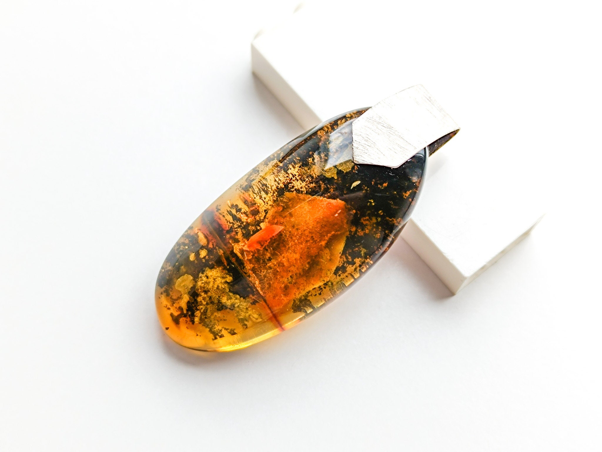 グリーンアンバースターリングシルバーマウスペンダント グリーンアンバースターリングシルバーマウスペンダント