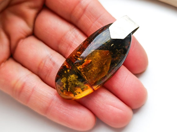 グリーンアンバースターリングシルバーマウスペンダント グリーンアンバースターリングシルバーマウスペンダント