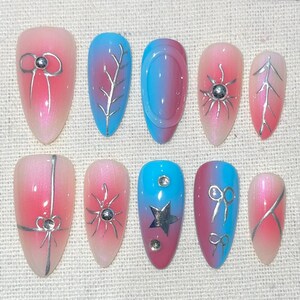 Colorful Pink Bow, Ins Sweet Cool Girl Blue And Purple Gradient Press-On Nails, Handmade With Medium Almonds, Suitable For Birthdays/Parties