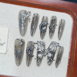 Silver-Melting Butterfly, Cool And Dark Three-Dimensional Moon Rose, Black And Gray Line Nails, Reusable Press-On Nails, Personalized Gifts