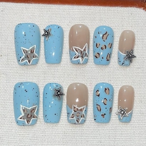 Cowboy Star, Hand-Painted Leopard Print Five-Pointed Star Design, Blue Press-On Short Nails, Suitable For Parties/Birthdays/Gifts For Her
