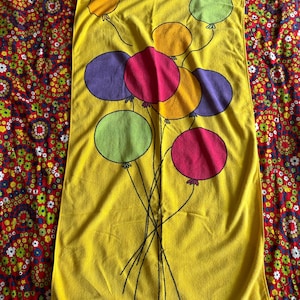 Vintage 80s Terrimondo Balloon Beach Swim Towel