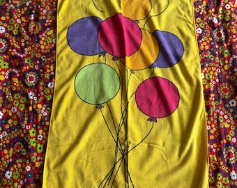 Vintage 80s Terrimondo Balloon Beach Swim Towel