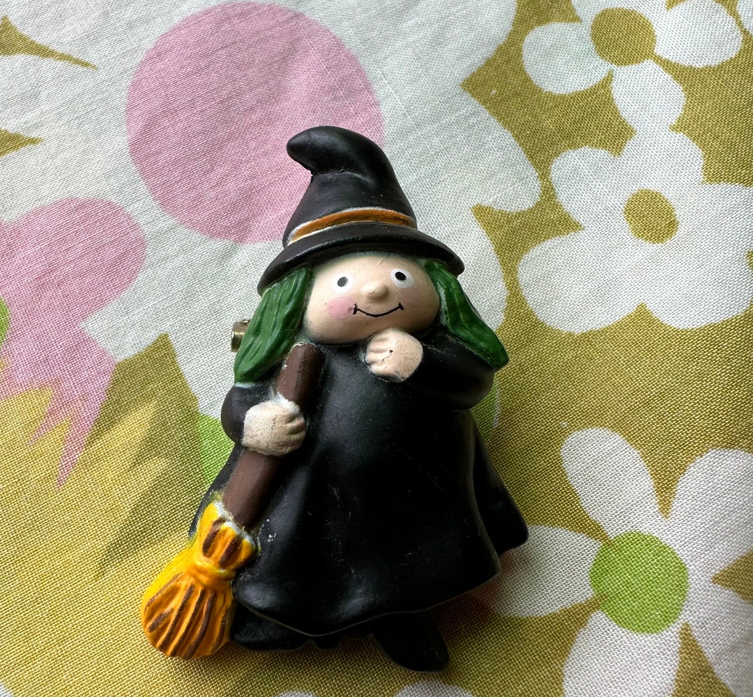 Vintage Fun World Halloween Witch Pin - Etsy