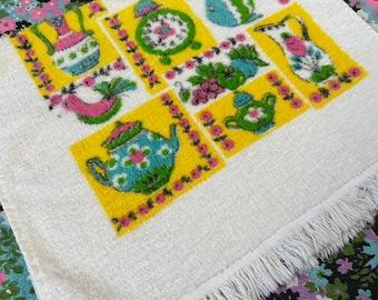 Vintage Yellow Flower Kitchen Hand Towel