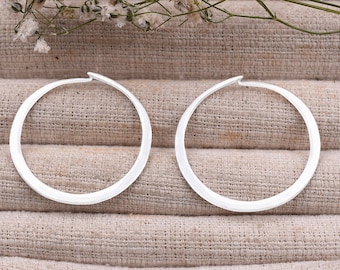 Silver Hoop Earrings, Hammered Hoop Earrings, Everyday Jewelry, Lightweight Hoops, Gift for Her, Minimalist Earrings, Jewely