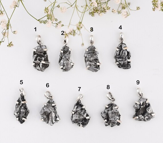 アクセサリー Etrarium Meteorite Necklace PhotoRoom_20220917_113816_1024