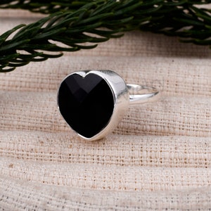 Black Onyx Ring, Onyx Silver Ring, Boho Ring, Hippie Ring, Heart Shape Ring, 925 Sterling Silver Ring, Handmade Ring, Dainty Gift For Her