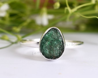 Echter seltener natürlicher Smaragd, Silberring, 925 Sterlingsilber, authentischer Smaragd, Smaragdring, grüner Stein, Geschenk für Mutter, Geschenk für sie