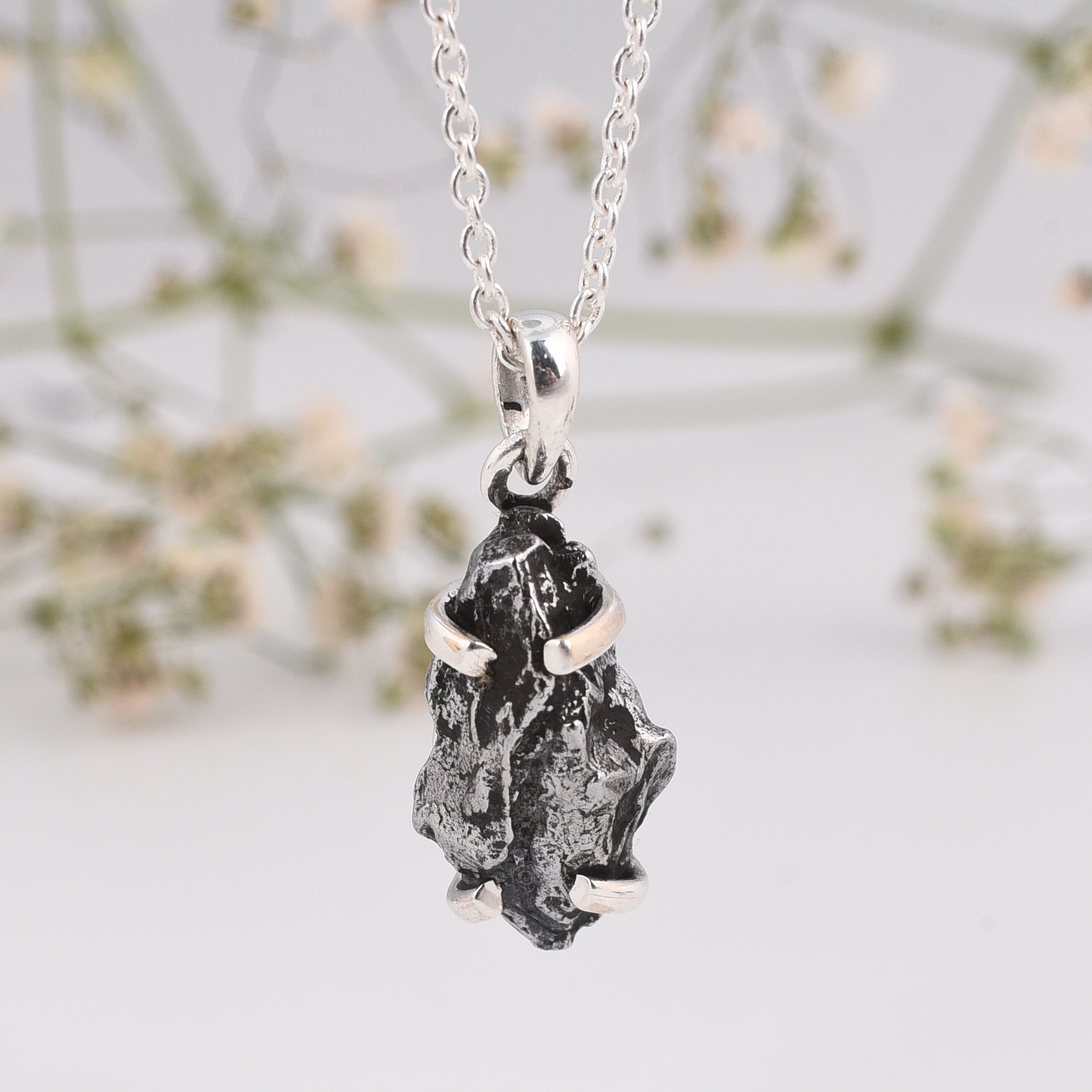 アクセサリー Etrarium Meteorite Necklace Amazon.com: Meteorite Necklace, Silver, Oval Pendant