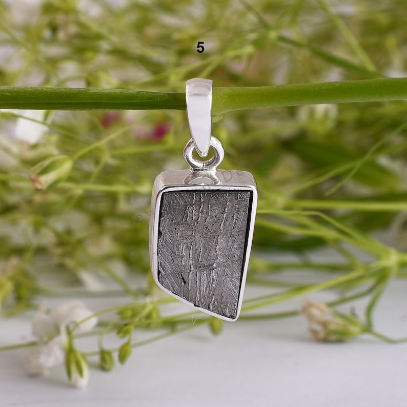 AAA+ Quality Meteorite Meteorite Pendant 925 Sterling Silver 925 Silver Meteorite Pendant Gift For Mother Natural Meteorite Gemstone