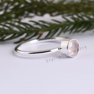 Silberner Rosenquarz-Ring, Sterling Silber facettierter Rosenquarz-Ring, runder rosa Edelstein-Ring, handgefertigter Ring, Geschenk für Sie, Liebesring