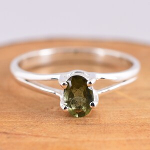 Moldavite Cut Stone Ring , Raw Moldavite, Moldavite Sterling Silver, Authentic Moldavite, Certified Moldavite, Moldavite Tektite Silver Ring