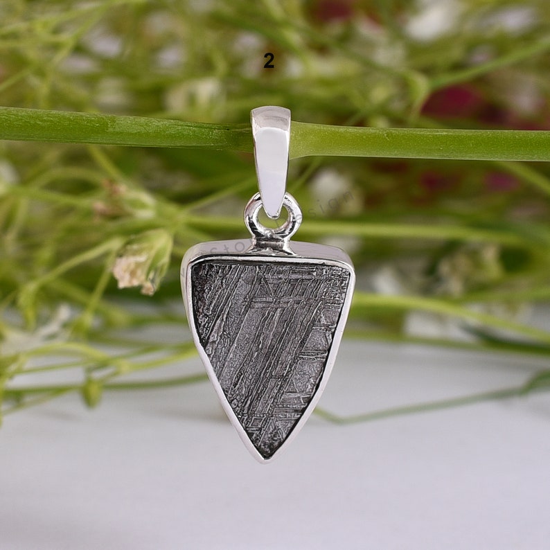 AAA+ Quality Meteorite Meteorite Pendant 925 Sterling Silver 925 Silver Meteorite Pendant Gift For Mother Natural Meteorite Gemstone