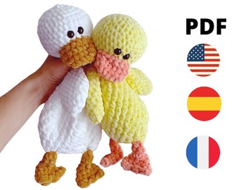 PATTERN CROCHET, Paco, the duck. Crochet pattern in english, spanish and french. For baby or toddler.  Soft toy. PDF.