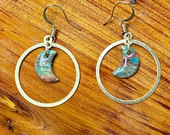 Green swirl clay earrings | lightweight | dangles | handmade | boho | simple | summer | mystic moon | modern
