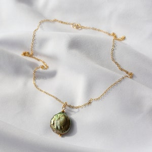 Rowe's Keshi Pearl Pendant Necklace image 5