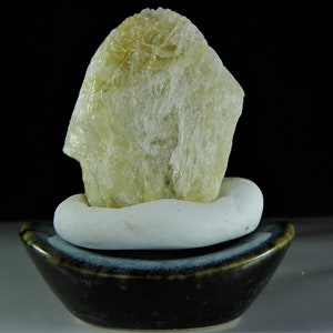 Huge! Norway Phenakite. 264 ct 1 6/8&quot; Norway Phenacite / Phenakite Crystal Rough Magic healing power Free of ceramics table