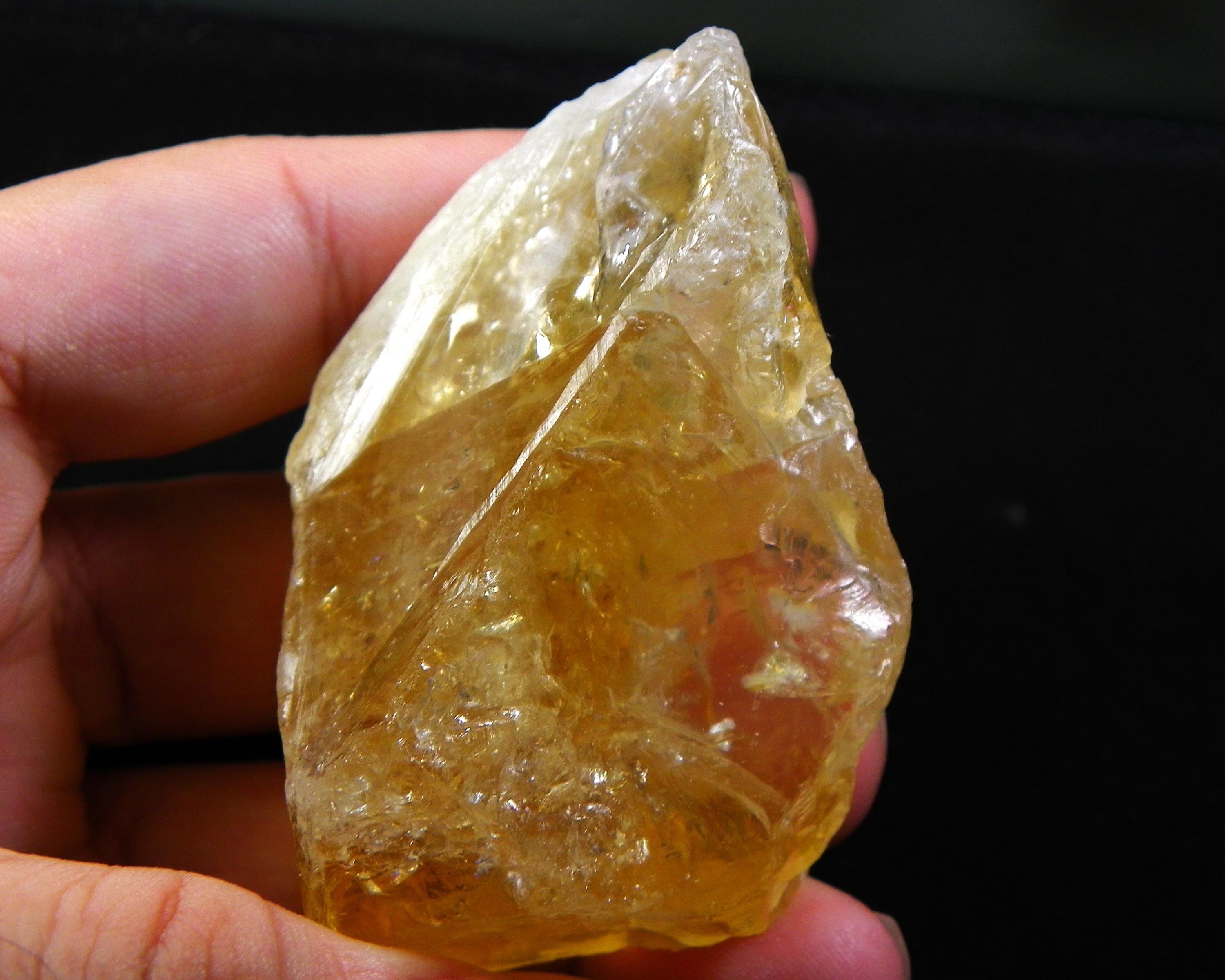 105グラム 525カラット ヒマラヤゴールデンアゼツライト：シナジー12