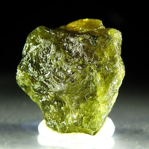 Natural Green Herderite - 31 carats green Herderite Excellent healing Power Synergy 12 stone  6/8 &quot;