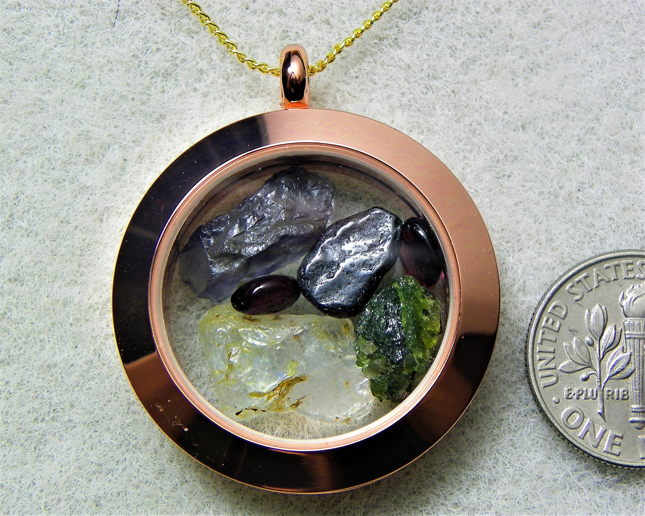 シナジー12ストーンペンダント：フェナカイト、タンザナイト